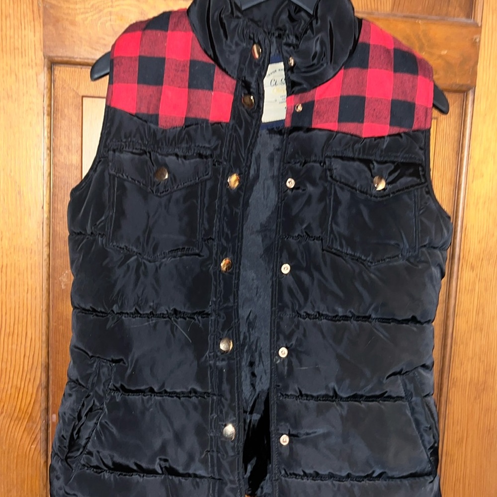 Ci Sono plaid and black puffer vest. Size s